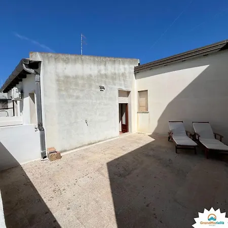 Apartment Grandmariella *